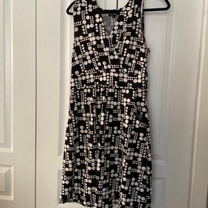 George dress with pockets. Sz L